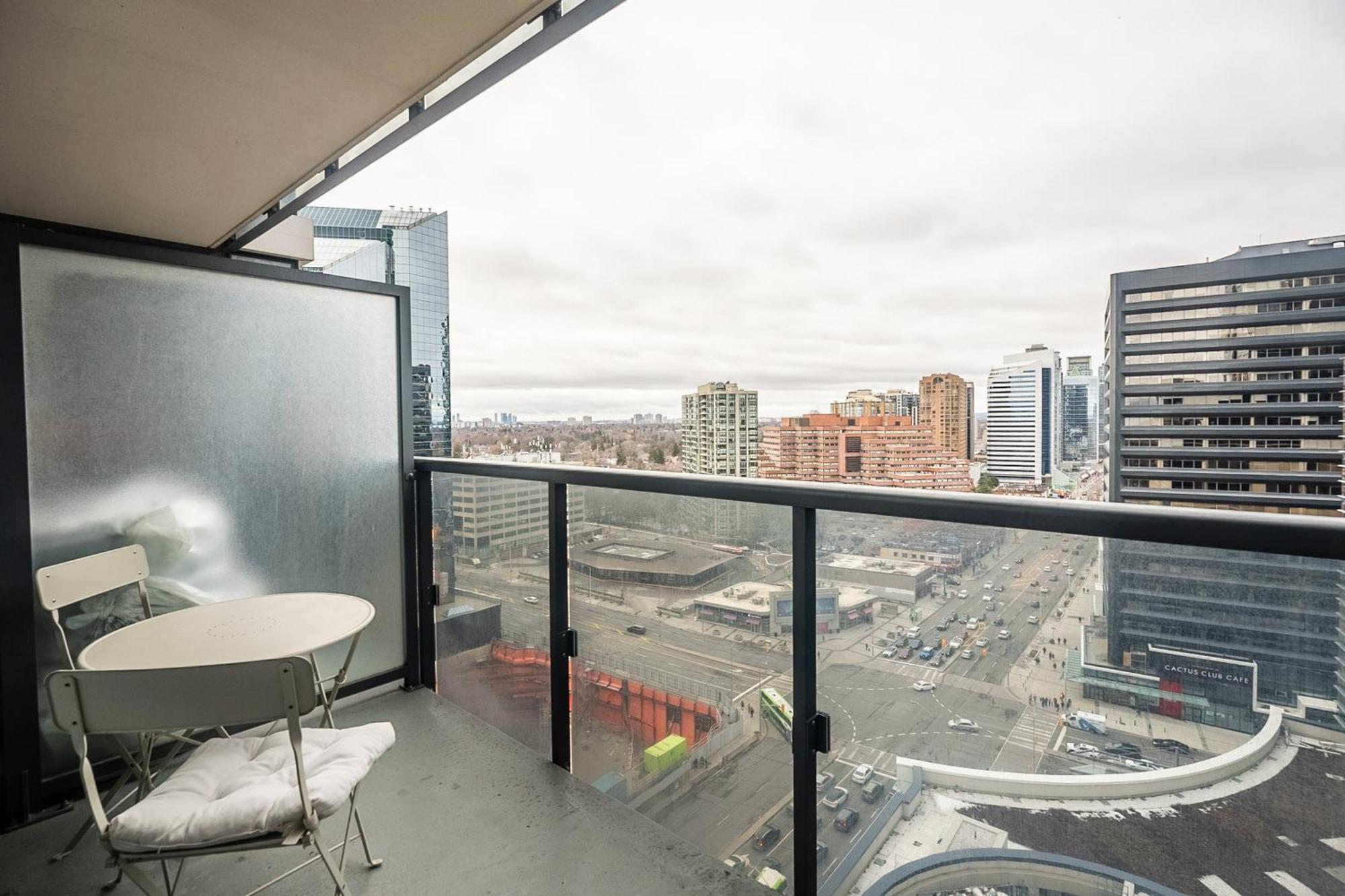 Globalstay Modern Apartments In North York Skyscraper Торонто Экстерьер фото